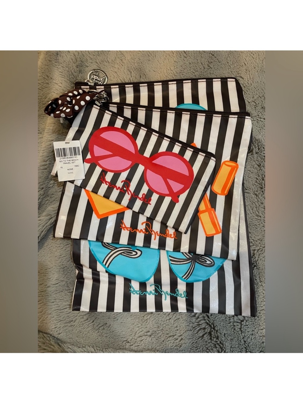 HENRI BENDEL NWT “Go to the Beach” New 3 Piece Travel Zipper Pouch Set